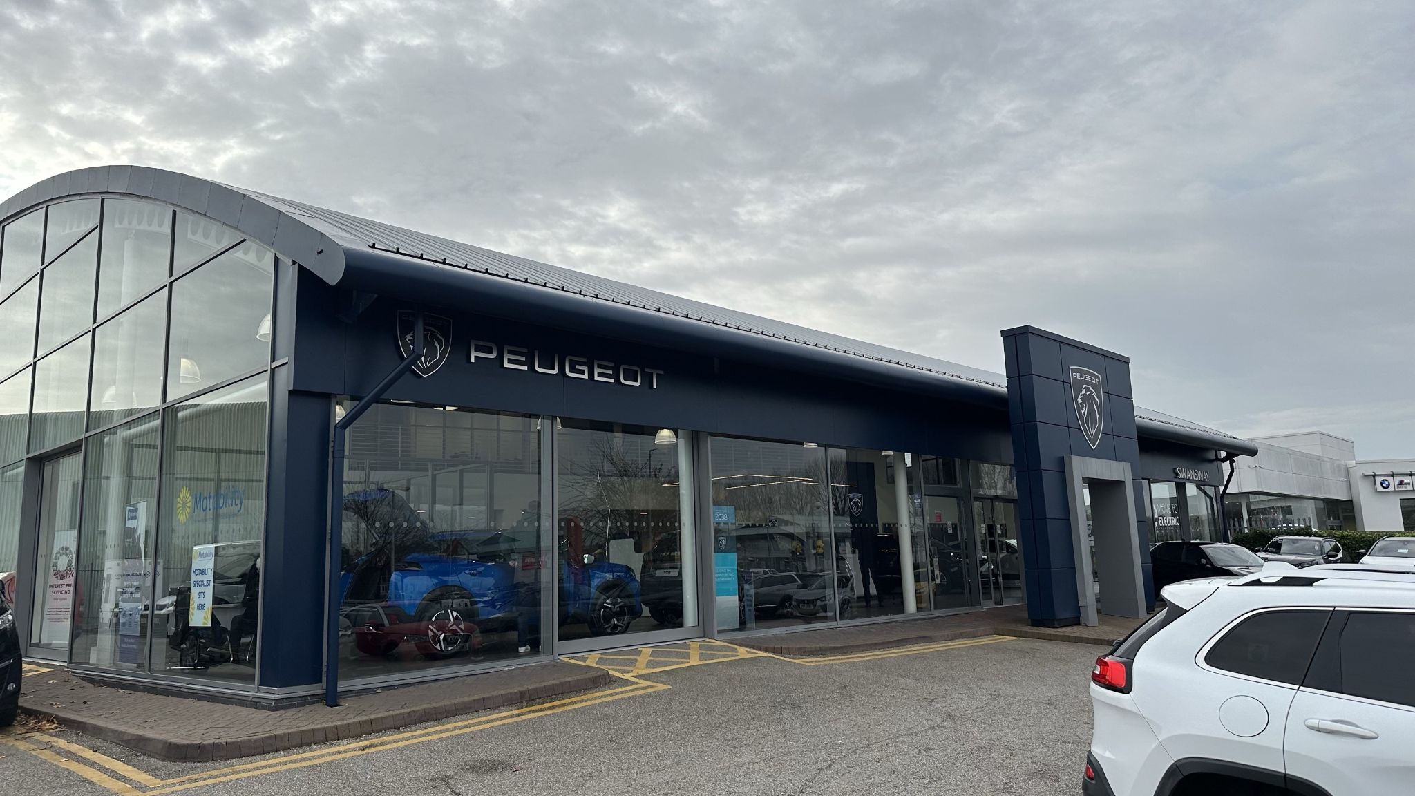 Swansway Peugeot Chester Car dealership in Chester AutoTrader